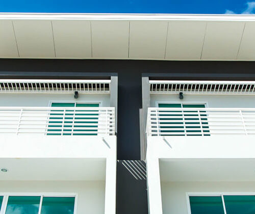 Charterland commercial